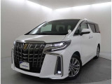 乗り降りがスマートな「両側パワースライドドア」家族の送迎や大きな荷物の出し入れがとっても便利。