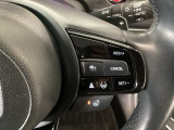【アダプティブ・クルーズ・コントロール】予め設定した車速内でクルマが自動的に加減速。 前走車との適切な車間距離を維持しながら追従走行し、高速道路でのドライバーの疲労を軽減してくれる嬉しい機能付♪