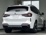 この度は弊社認定中古車をご覧いただき誠にありがとうございます。弊社はBMW 正規ディーラーですので遠方のお客様も安心してご購入下さい。ご不明な点がございましたらお気軽にお申し付けください。