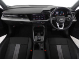 新型の車種から、お求めやすいモデルまで幅広く取り扱っております。