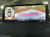 【360&deg;ビューモニター】専用のカメラにより、上から見下ろしたような視点で360度クルマの周囲を確認することができます☆死角部分も確認しやすく、狭い場所での切り返しや駐車もスムーズに行えます。