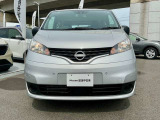 【フロントスタイル】シンプルで親しみやすいNV200のフロントデザイン!コンパクトなボディで取り回しもしやすく、街乗りからお仕事まで幅広く活躍する一台です