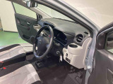 ご覧いただきありがとうございます!安心保証付きの展示車を多数揃えておりますのでお気軽にお尋ねください。