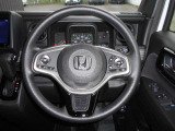 安全運転システムホンダセンシング装備!オーディオリモートコントロールボタン付き♪ハンドルを握ったまま操作できます☆