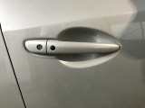 これは、便利!!アドバンストキー これをバックに入れておけばドアの施錠やエンジン始動が出来るんです。鍵を探さなくてもいいんです☆