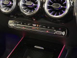 ◆LIBERALAは、輸入車選びの新たなスタイルを提案するインポート・セレクト・ブランドです。オーナー様となる方がクルマから直接感じる感性を第一にした、最良の一台との出会いをコーディネートいたします。