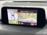 【360&deg;ビューモニター】専用のカメラにより、上から見下ろしたような視点で360度クルマの周囲を確認することができます☆死角部分も確認しやすく、狭い場所での切り返しや駐車もスムーズに行えます。