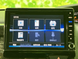 使いやすいインターフェースのナビ・オーディオ。運転中の情報収集やエンターテイメントに役立ちます。快適なドライブをサポート。