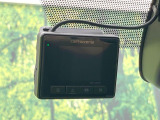 【ドライブレコーダー】ドライブレコーダー装備!走行中はもちろん、あおり運転や事故に遭遇した際、映像で記録し、万一のリスクに備えます。※記録用SDカードはお客様ご自身でご準備いただく必要があります。