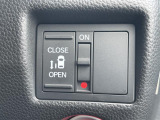 運転席から後席スライドドアを開け閉めできます!