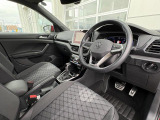 商品だけでなく、サービス、コストなど、中古車の購入に関するさまざまなリスクを最小限にし、きめ細かな保証サービスで、オーナーライフをしっかりとサポートします。