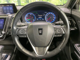 【純正革巻きステアリング】上質な革を使用することで、手にしっかり馴染みとても運転しやすいハンドルです♪