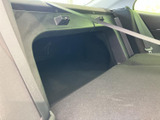 後部座席は、ゆったりとしたスペースを確保。荷物を積んでも、十分なスペースが確保できます。多目的に活用できます。