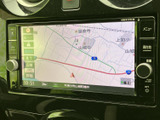 目的地までスムーズなナビゲーションをサポート。わかりやすい表示で、初めての道も安心してお出かけいただけます。高精細な地図が運転を快適に。