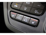 シートヒーター装備付き車!!座席に埋め込まれた電熱線によりシートを暖めることが出来る装備で、温められたシートは、寒い冬には最適です!!