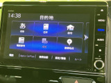 使いやすいインターフェースで快適なドライブをサポートします。直感的な操作で、目的地をスムーズに設定できます。