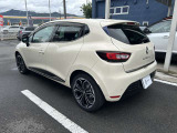 ルーテシアが入庫しました。魅力は色褪せない美しいデザインとフランス車ならではのしなやかな乗り味です。
