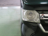 LEDヘッドライトは、点灯の瞬間から光量を発揮し、突然暗くなるトンネルなどでの安定感を高めます。