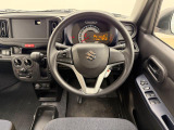このハンドルを握った時に、車を所有している優越感を味わえますね