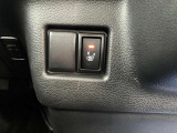 運転席には冬場にありがたいシートヒーターを装備しております。