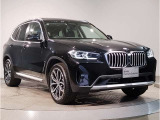 BMWのダイナミック且つエモーショナルなスタイルを印象付けるキャラクターライン(プレスライン)眺めているだけで溜め息の出る美しさです☆