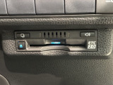 いまや快適なカーライフに欠かせないETCが付いています。