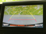 駐車時の安全性を高めるバックモニター。狭い場所でも安心して駐車できます。安全運転をサポートします。