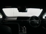 見通しのよいすっきりとした視界で、誰でも運転しやすいです。運転のしやすさは疲れにくさにも繋がりますよ♪