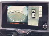 駐車時の安全性を高めるバックモニター。死角を減らし、狭いスペースでもスムーズな駐車をサポートします。