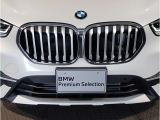 BMW代表的な特徴のキドニーグリル。BMWのすべてのモデルに採用され、BMWらしさを強調しております。