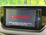 【純正ナビ】人気の純正ナビを装備しております。ナビの使いやすさはもちろん、オーディオ機能も充実!キャンプや旅行はもちろん、通勤や買い物など普段のドライブも楽しくなるはず♪