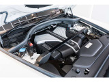 6.75リッターV型12気筒ツインターボエンジン