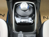 e-POWERは、&ldquo;自ら発電する電気自動車&rdquo;。モータードライブの楽しさと燃費性能の両立を実現しました。