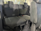 3列目シートはもちろん状態良好☆大人でもゆったりと座って頂けますので、大人数でのお出かけもラクラクです♪ご家族で、気の知れた仲間で、ドライブに行くのが楽しみですね♪