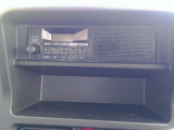 お気に入りの番組を聴きながら楽しく運転できる!純正AM/FMラジオ付き♪ 別途ステレオやカーナビも取り扱っていますのでご相談して下さい。