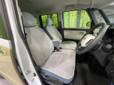 運転席シート廻りは使用感も少なく、良好な状態となっています。丁寧に使われていたことがよくわかりますね。