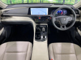 クラウンクロスオーバー 2.5 G アドバンスト レザー パッケージ E-Four 4WD 