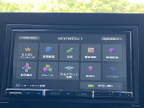 使いやすいインターフェースで快適なドライブをサポートします。多彩な機能が日々の移動をより便利に、より楽しく演出します。