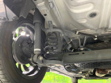 お車を安心してお乗りいただく為には、足回りの定期点検が欠かせません。サービスサポート(有償保証)では無料点検もご提供しており、安心のカーライフをお過ごしいただけるサポート体制が整っています。