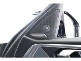 harman/kardonサラウンドサウンドシステムを搭載。464W・16スピーカー・9チャンネルの高音質システムにより、車内全体を包み込むような臨場感あふれるサウンドを楽しめます。