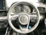 【ステアリングスイッチ】運転中、前方から目線をそらすことなく、オーディオ等の操作が可能な便利機能!安心&快適なドライブを演出してくれます♪