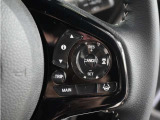 ◆アダプティブクルーズコントロール◆予め設定した車速内でクルマが自動的に加減速。前走車との適切な車間距離を維持しながら追従走行します。【LKAS】車線維持支援システムでステアリング操作を支援。
