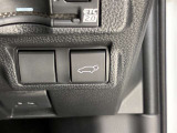 両手が荷物で塞がっている時にはコレ!パワーバックドアで開閉ラクラクです。バックドアに手が届かない時も開閉の操作が可能です。もちろん、荷物もたっぷり積めます。