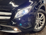 ●LEDヘッドライト:夜間走行時も良好な視界を確保し安心して運転できる高輝度LEDヘッドライトを装備!点灯速度が早く、消費電力も抑えられています。