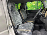 もちろん車内はキレイです♪よりクリーンな状態をキープしたいお客様には『ナノゾーンコート』がおすすめ!新型コロナウイルス対策や、除菌・消臭に効果を発揮し多くの方にご好評いただいております。