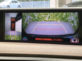 狭い場所での駐車も安心です。後方の状況を画面で確認できるので、安全に駐車できます。運転に自信がない方にもおすすめです。
