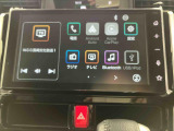 【9インチスマホ連携ディスプレイオーディオ】 対応しているスマホアプリを大画面で使えます!フルセグテレビやラジオの視聴、Bluetooth接続による音楽鑑賞、ハンズフリー通話なども利用可能です。