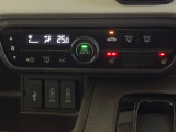 寒い季節に快適にお過ごしいただけるシートヒーターを装備しています。