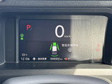 視認性の高いメーター類で、走行状況をしっかり把握。運転に必要な情報を的確に表示します。