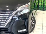 【LEDヘッドライト】悪天候や夜間走行時も良好な視界を確保し安心して運転できる高輝度LEDヘッドライトを装備!点灯速度が早く、消費電力も抑えられています。
